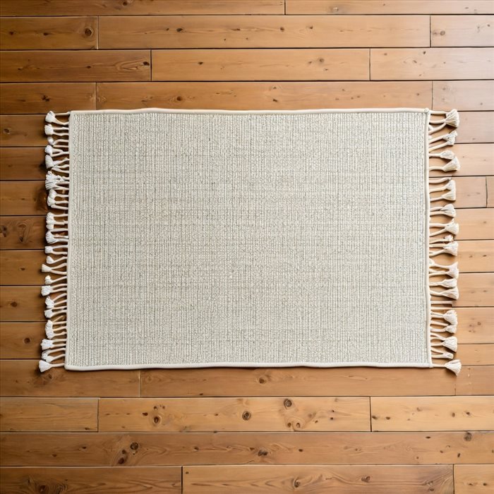 Guide Pratique pour Nettoyer Efficacement un Tapis Blanc