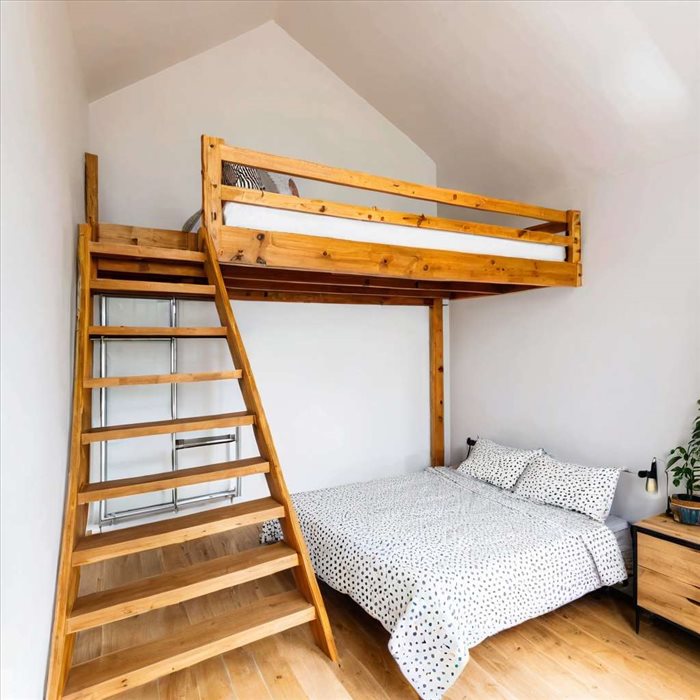 Fabriquer un Lit Mezzanine : Optimisez Votre Espace